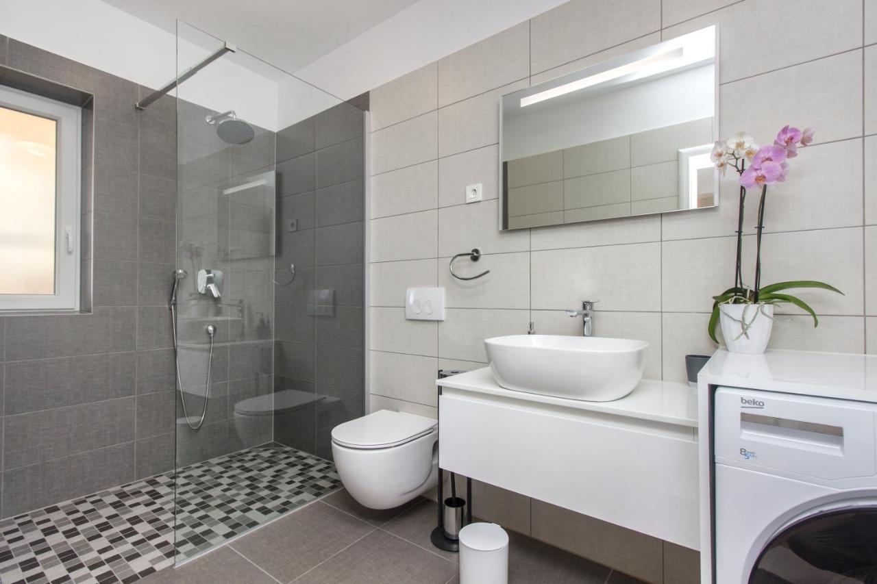 Dograde Villa Antonia With Heated Pool מראה חיצוני תמונה