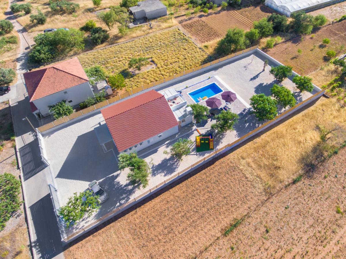 Dograde Villa Antonia With Heated Pool מראה חיצוני תמונה