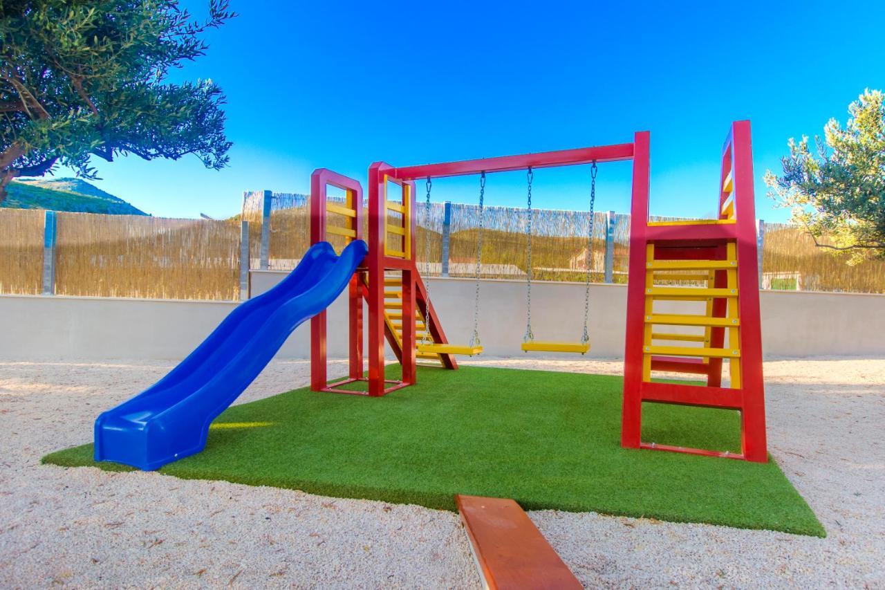 Dograde Villa Antonia With Heated Pool מראה חיצוני תמונה