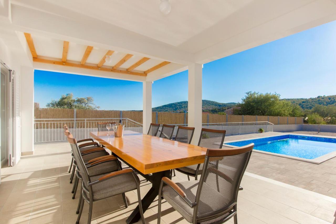 Dograde Villa Antonia With Heated Pool מראה חיצוני תמונה